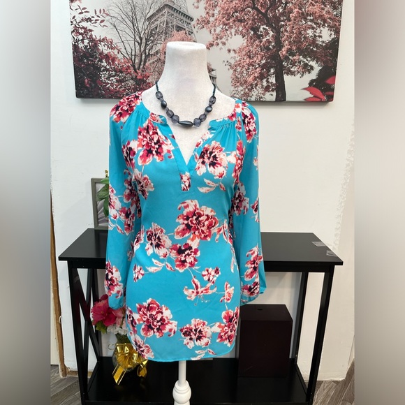 The Pioneer Woman   Tunic Top Blouse V Neck Semi- Sheer Size M Floral 3/4 Sleeve - Picture 1 of 15